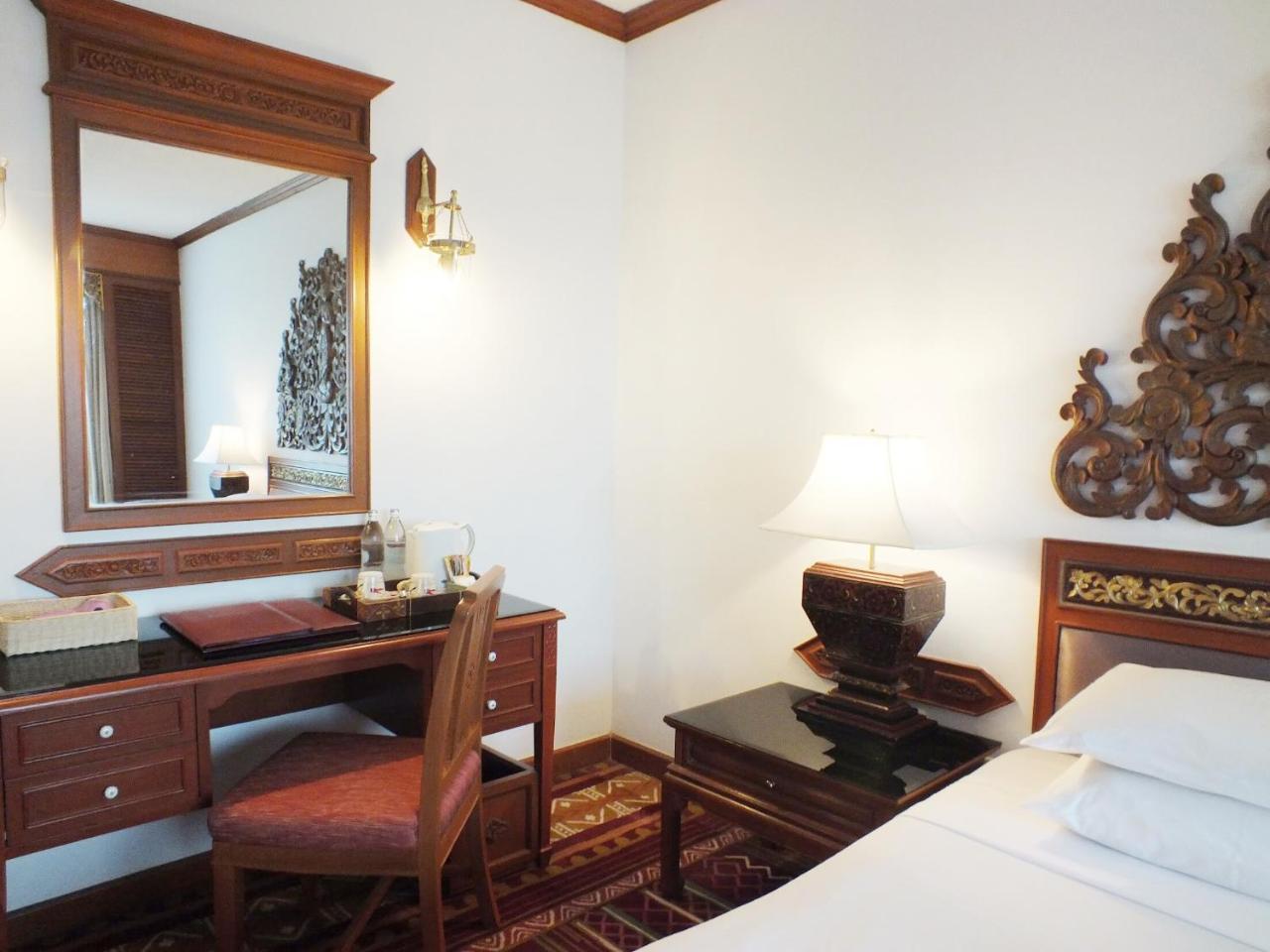 The Park Hotel, Chiang Mai Esterno foto
